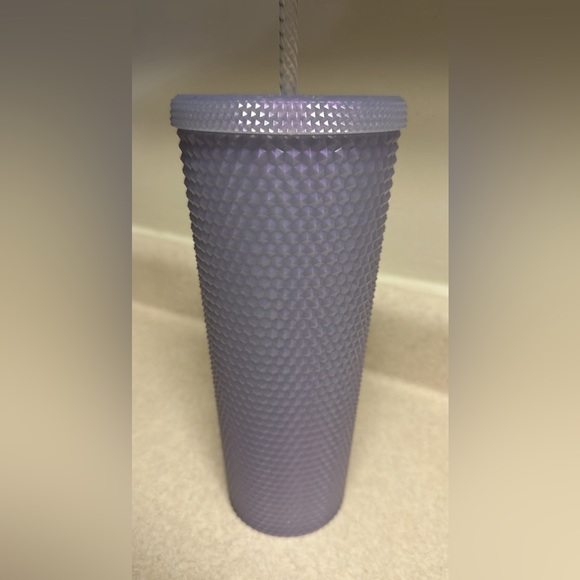 Starbucks 2021 Holiday Tumblr - Picture 3 of 3